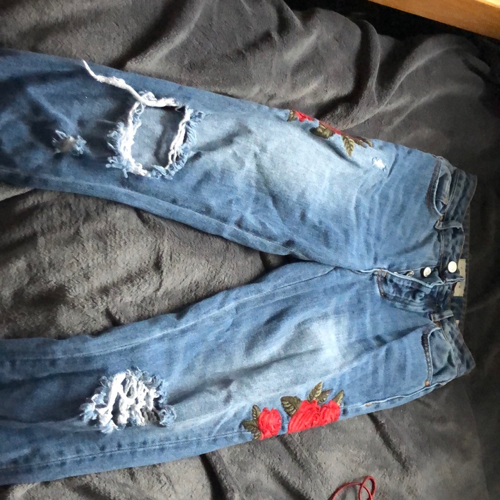 Pacsun rose embroidered mom jeans